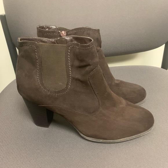 Ladies Booties!! - Picture 4 of 7